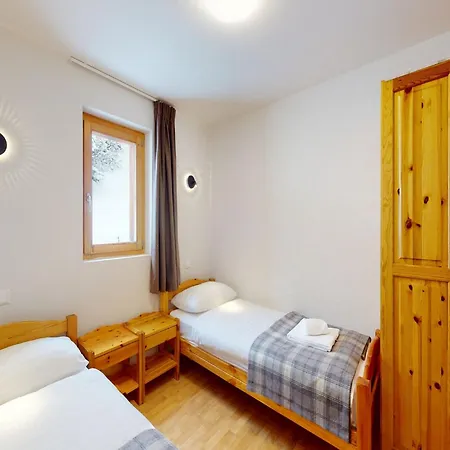 Amazing With Parking Appartement